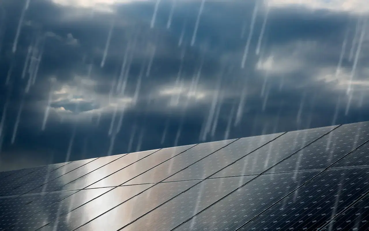 4 Common Myths About Solar Panels and Rain
